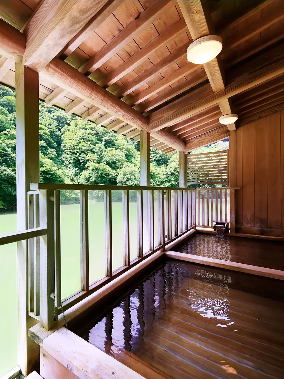 大牧温泉【公式】富山の旅館 船でしか行けない秘境の一軒宿